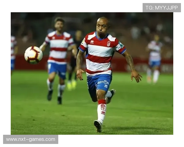 格拉纳达防线稳固，球队展现强大韧性赢得球迷赞誉